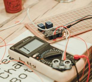 electrician doing a test