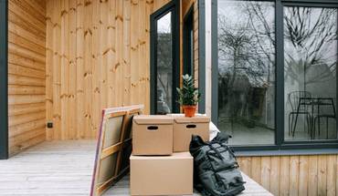 5 things to do when moving house.jpg